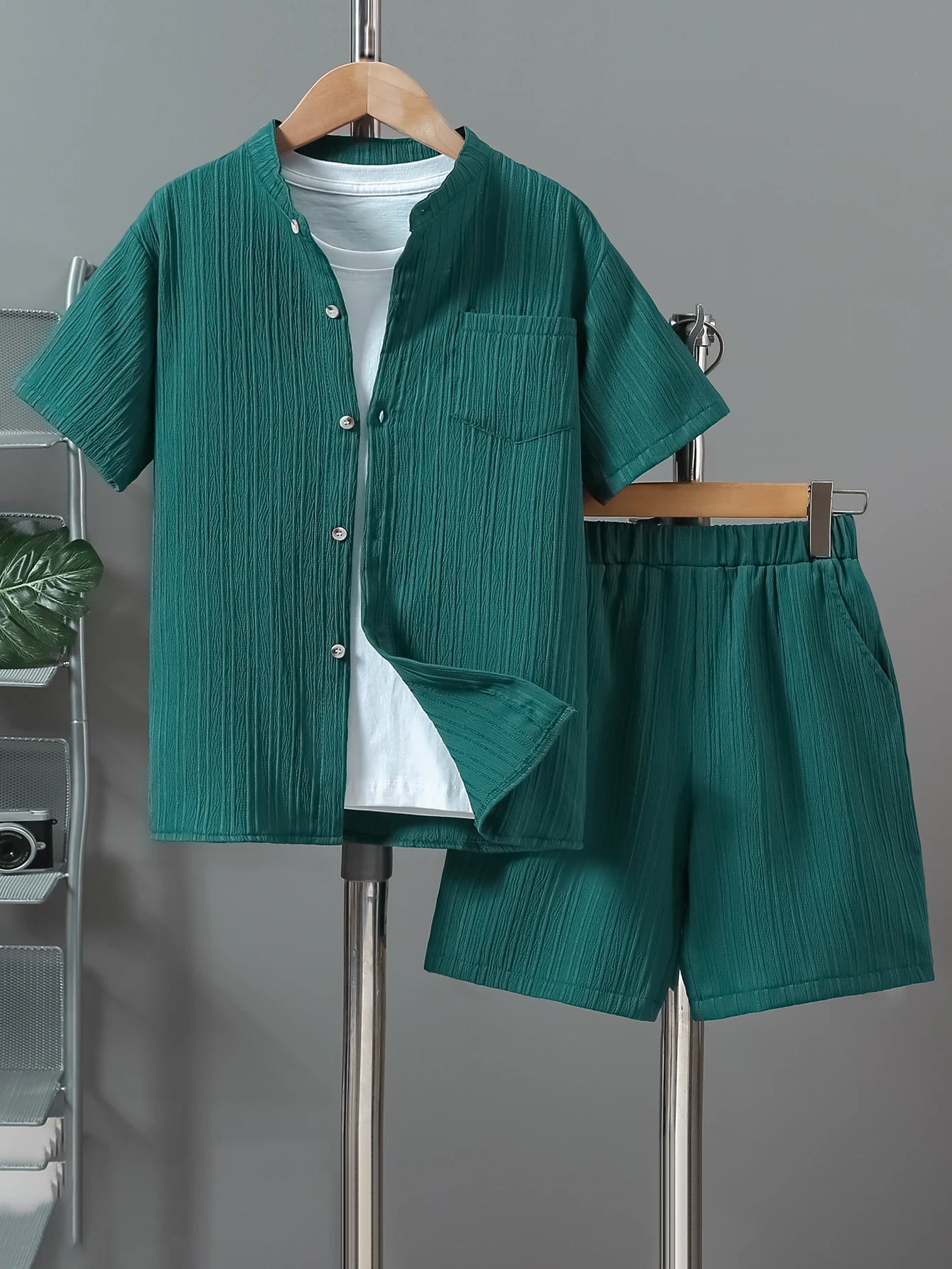 Boys' Textured Fabric Round Neck Shorts Shirt Short-Sleeved Suit