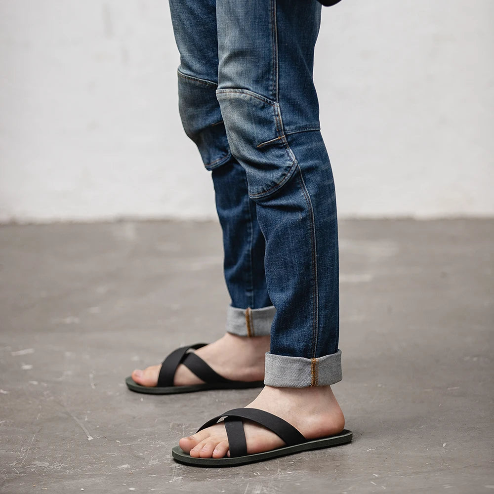 Maden Men Summer Beach Sandals Casual Outdoor Rubber Sandals Slippers Male Crossover Slippers